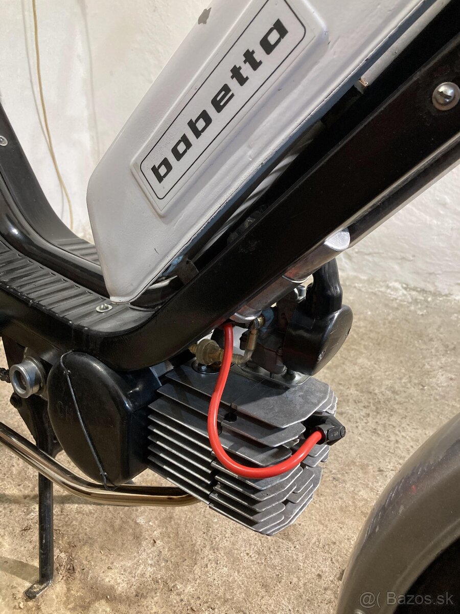 Oprava Servis JAWA 50 pionier Babetta - 9