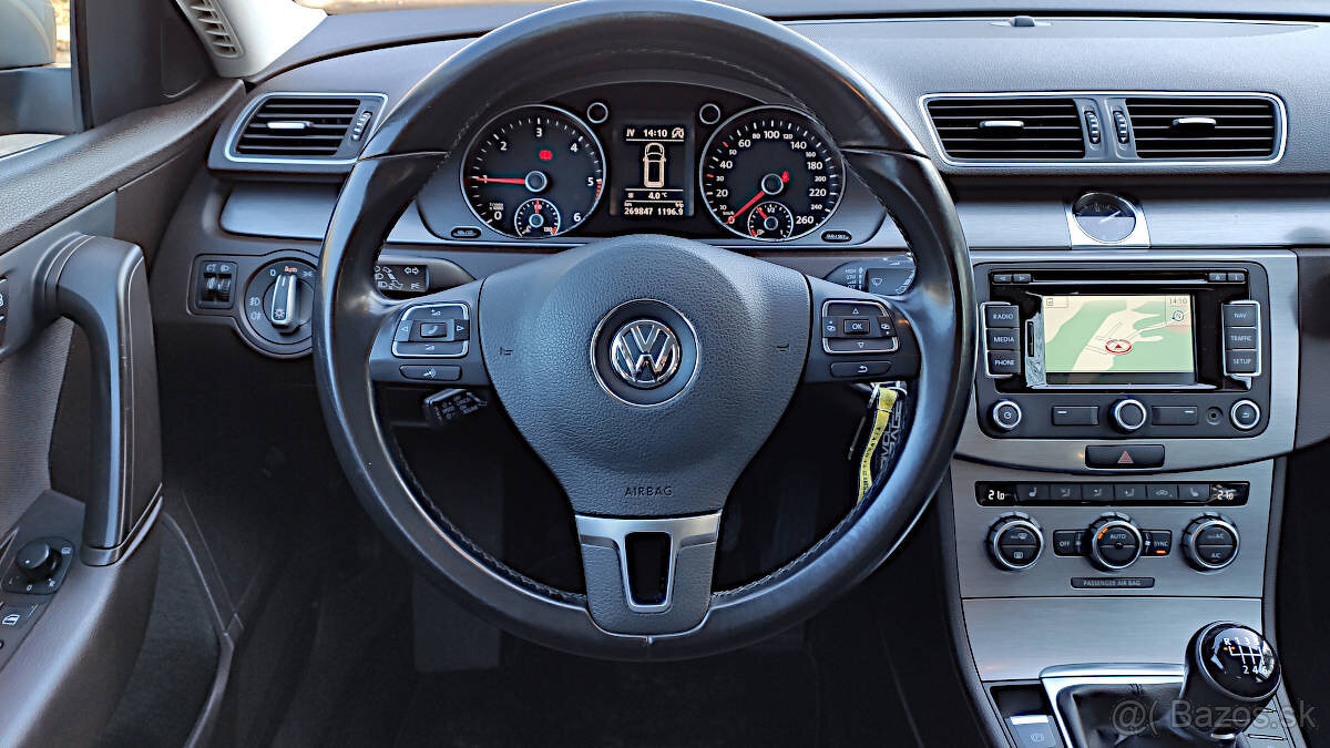 Volkswagen Passat Variant 2.0 Comfortline - 9