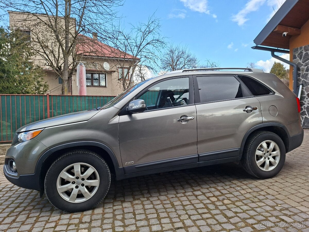 Kia Sorento 2.2crdi 145kw AT/4WD - 9