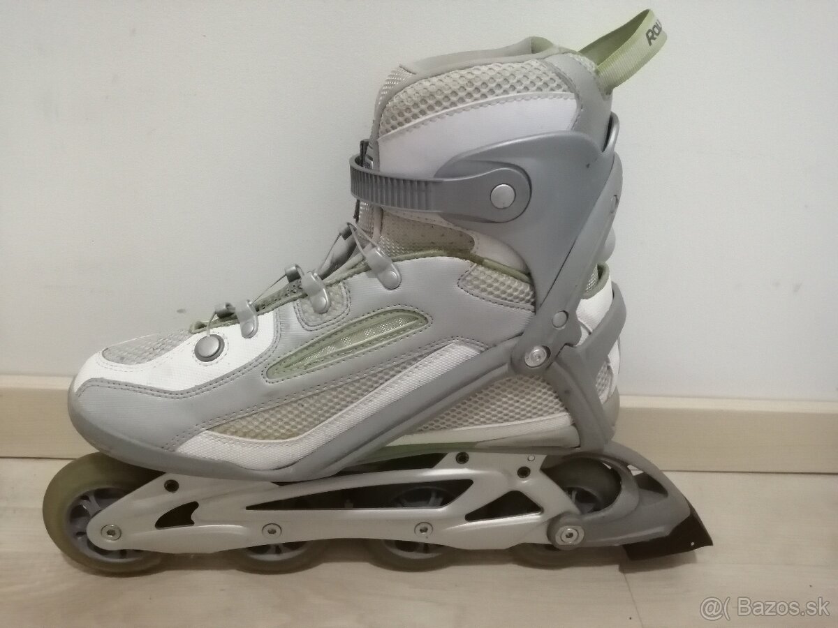 ROLLERBLADE - 9