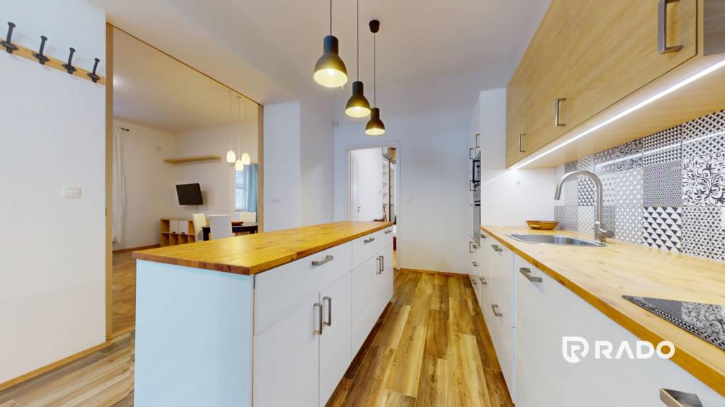 RentHub I Pekný a priestranný zariadený 3-izb. byt I Zochova - 9