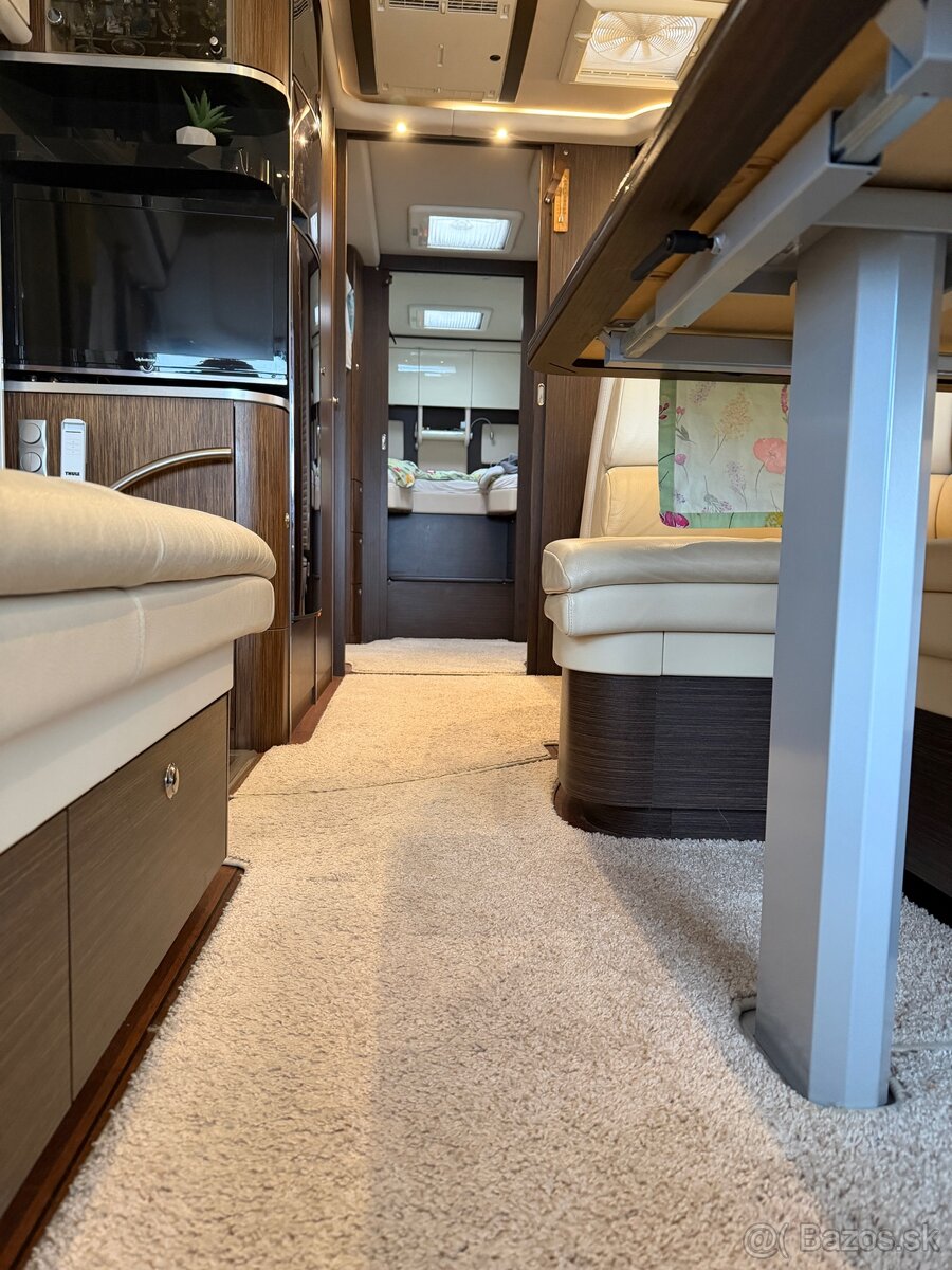 Concorde Charisma 900L - 9