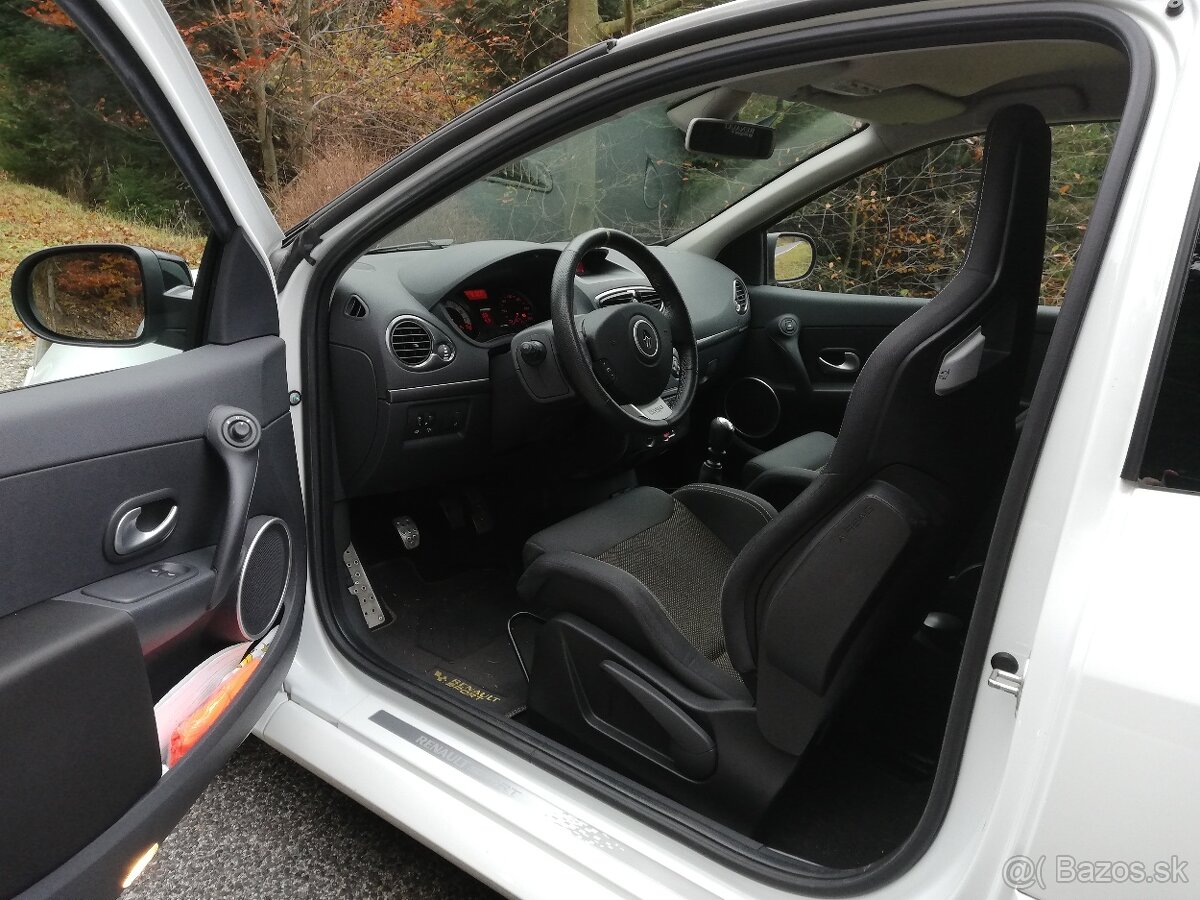 Renault Clio III RS - 9