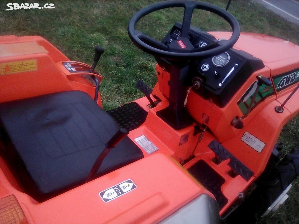 Malotraktor Kubota XB 1 - 9