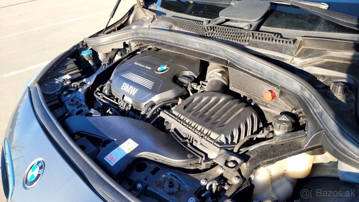 BMW 218d Active Tourer Luxury line - 9