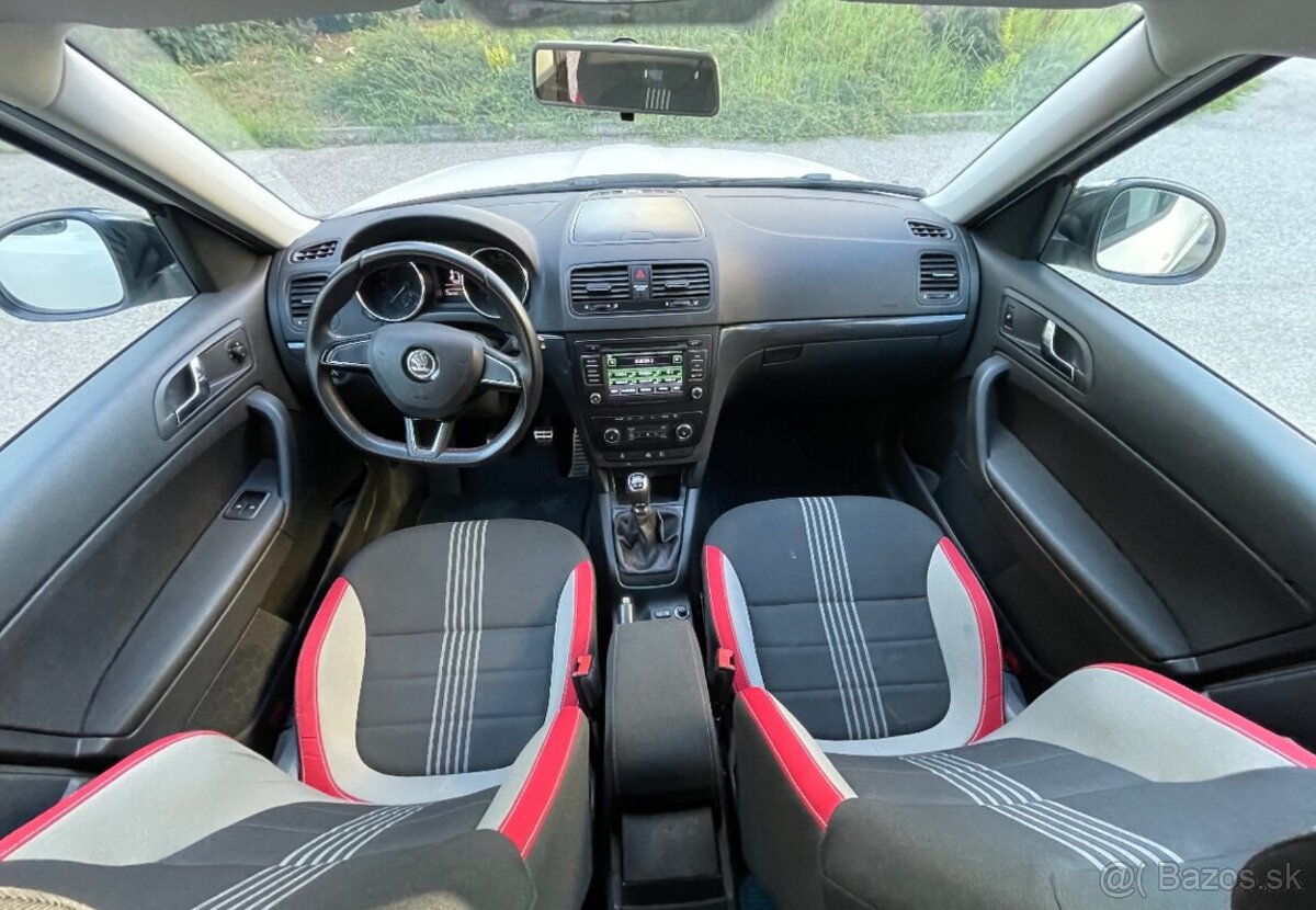 Yeti Monte Carlo 2.0 CR 4x4 - 9