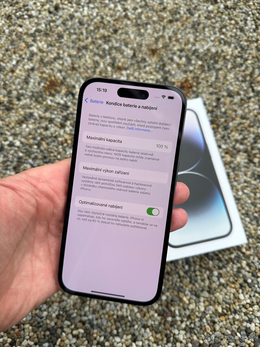IPhone 14 Pro - baterie 100% - 9