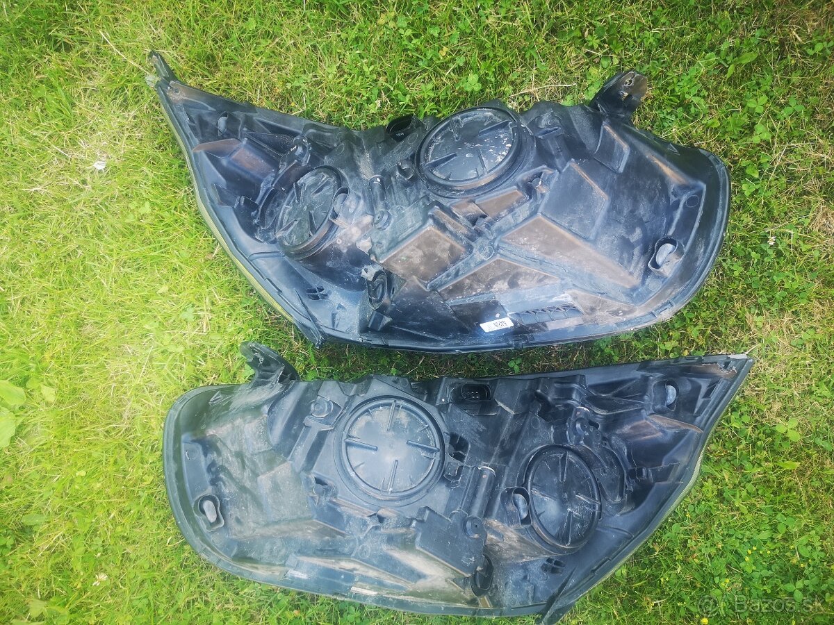 Svetlomety Ford transit tourneo custom - 9