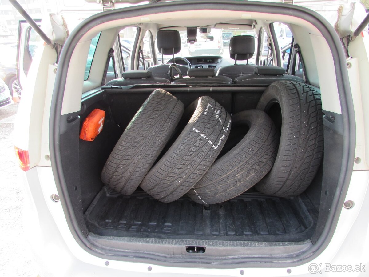 Renault Mégane Scénic dCi 130 INTENS - Nové brzdy + olejový - 9