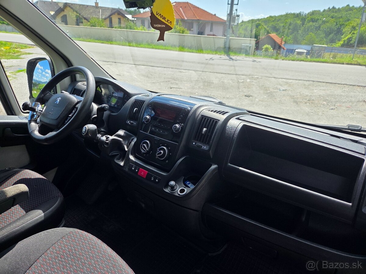 Predám Peugeot Boxer 2.2 HDi 130k L4H2 - 9