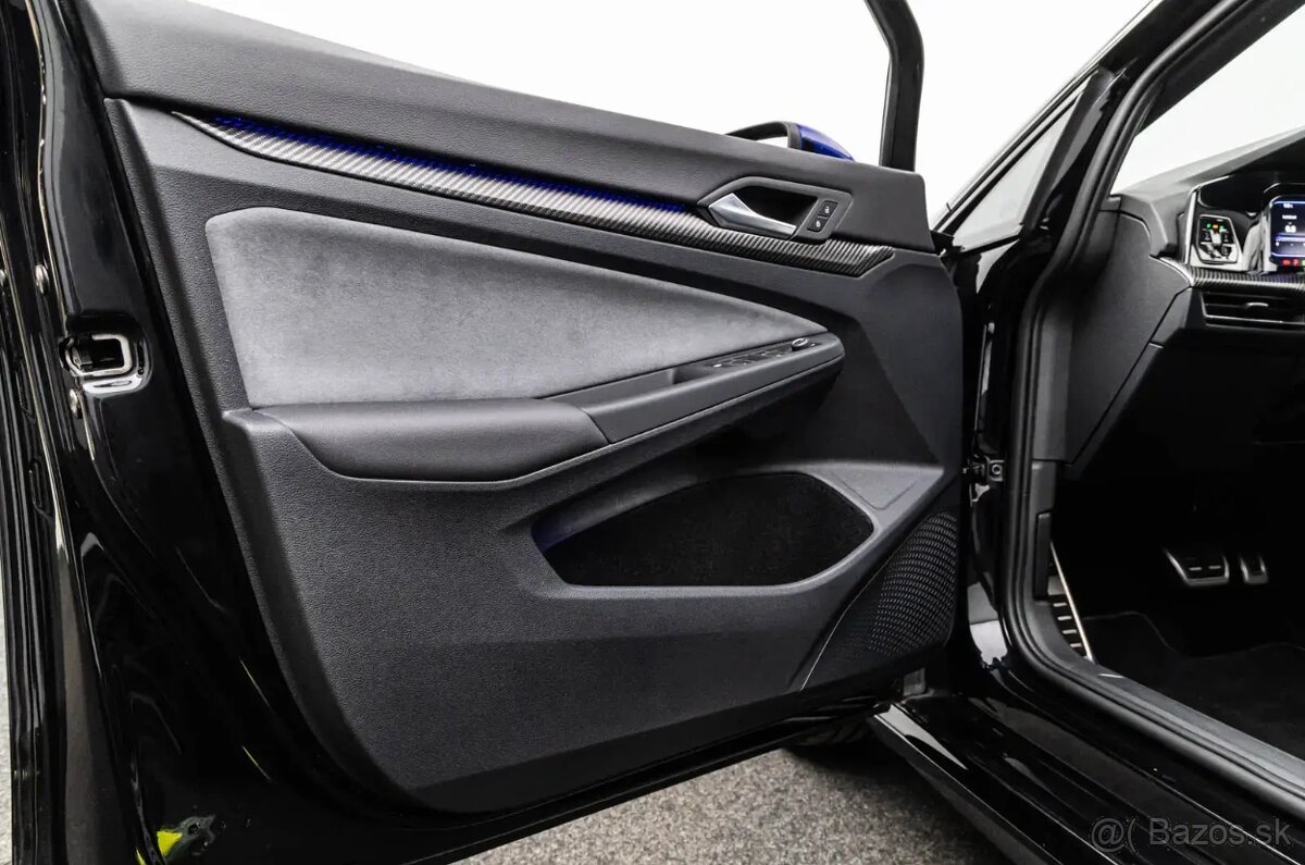 Volkswagen Golf R - 9