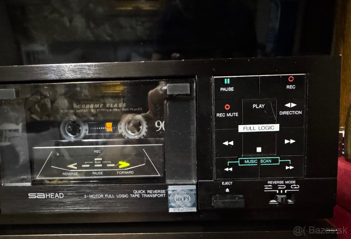 JVC KD V400 - 9
