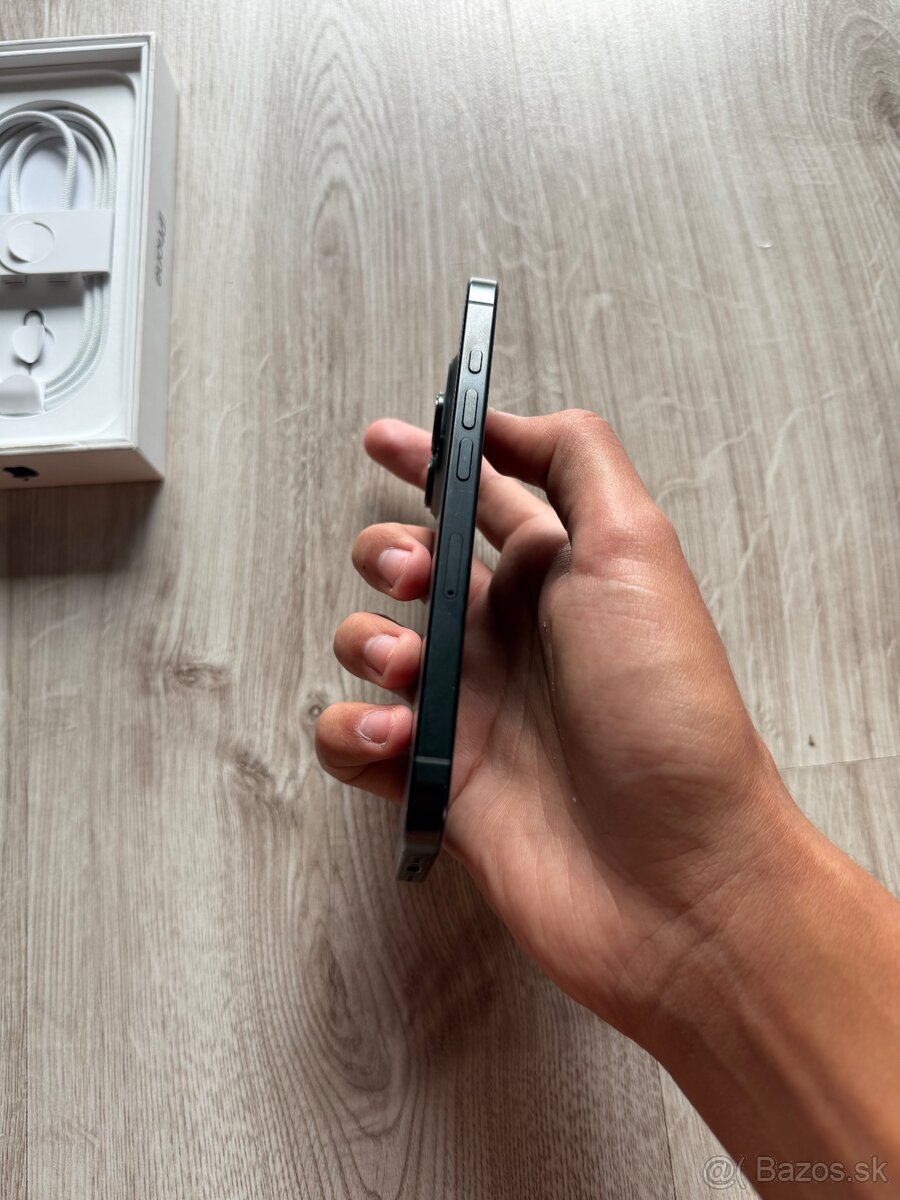 iPhone 16 Pro 128GB Black Titanium - 9