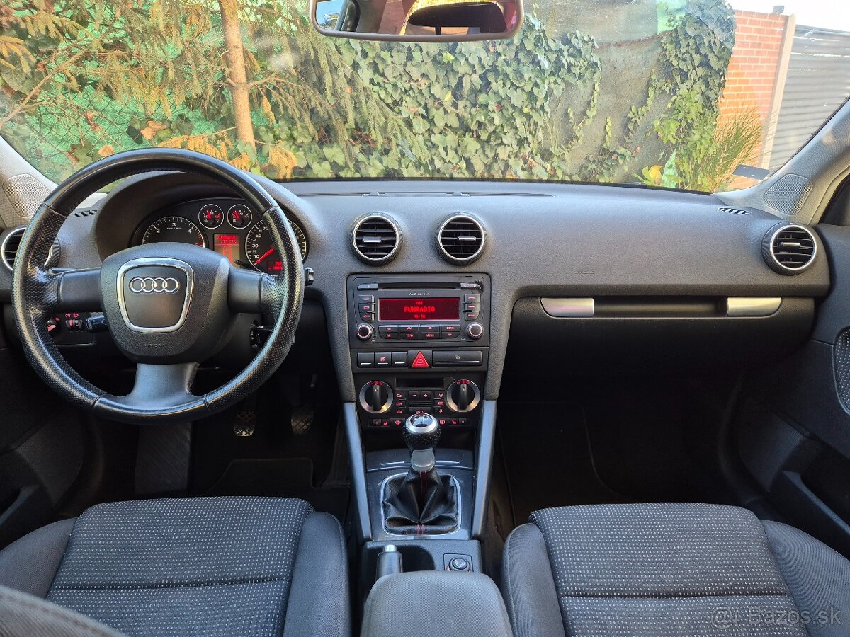Audi A3 Sportback 1.9 TDI 8P (77 kW), r. 2008 - 9
