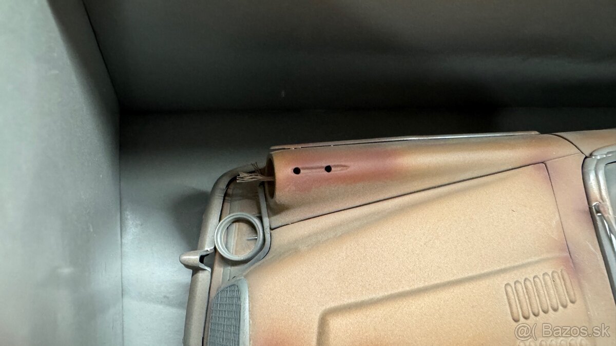 1957 Studebaker Golden Hawk 1:18 - 9