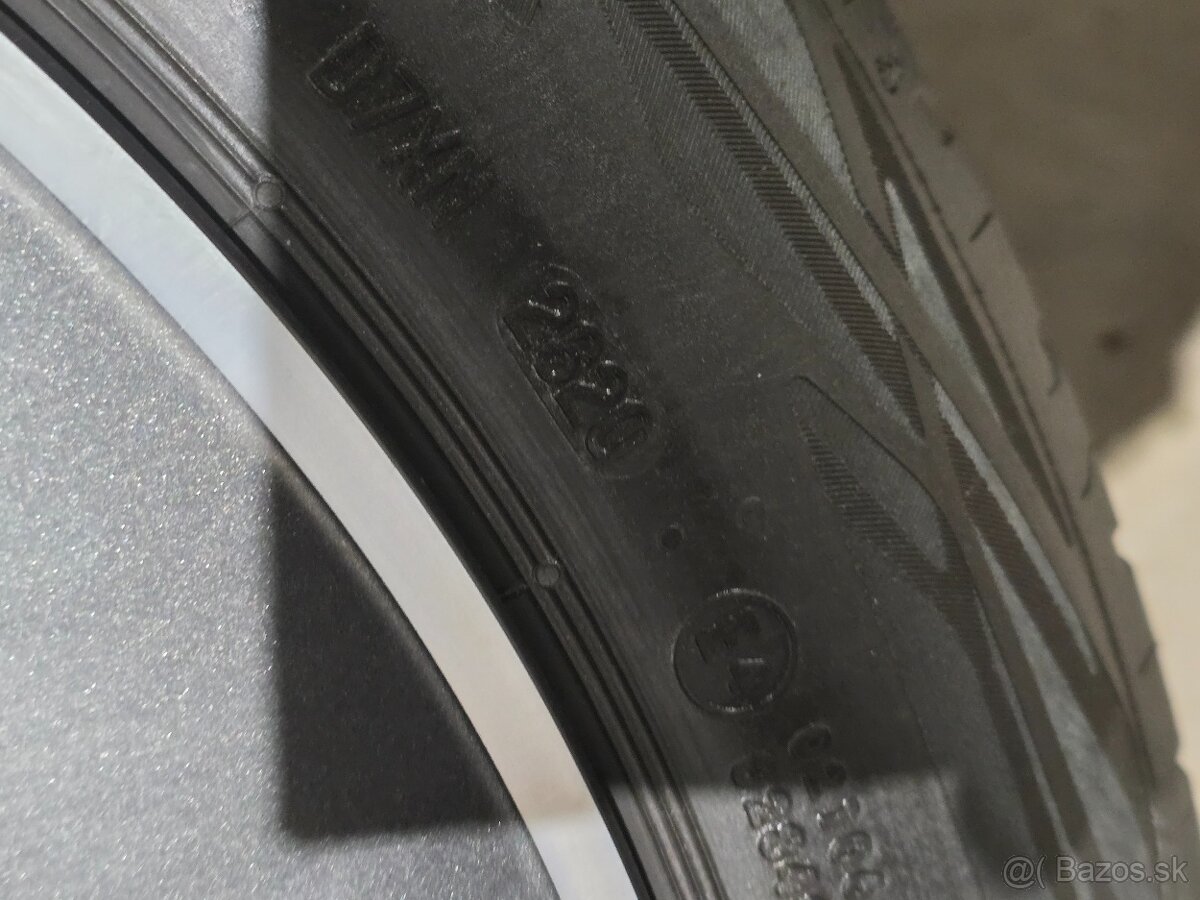 Zimná Sada MINI COUNTRYMAN/PACEMAN 205/55 R17 - 9