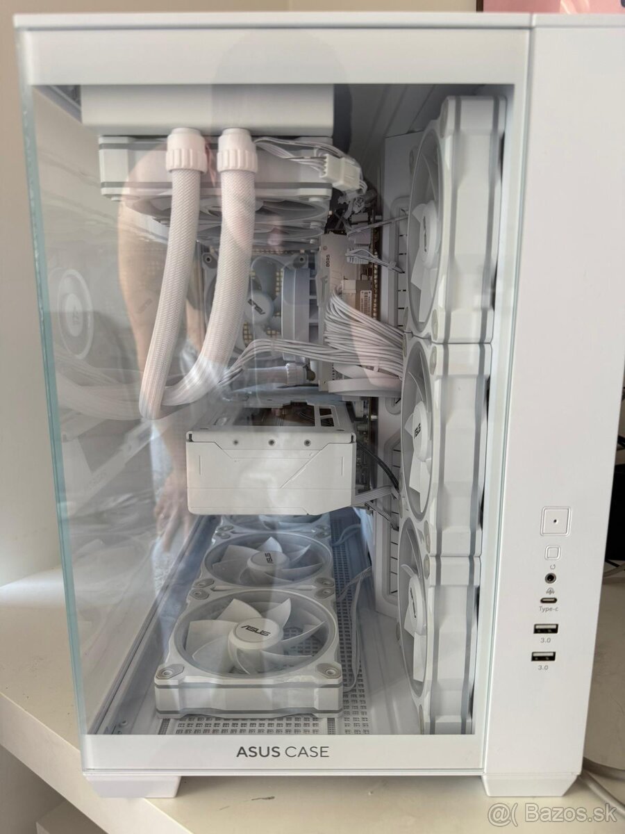 Pc zostava full white - 9