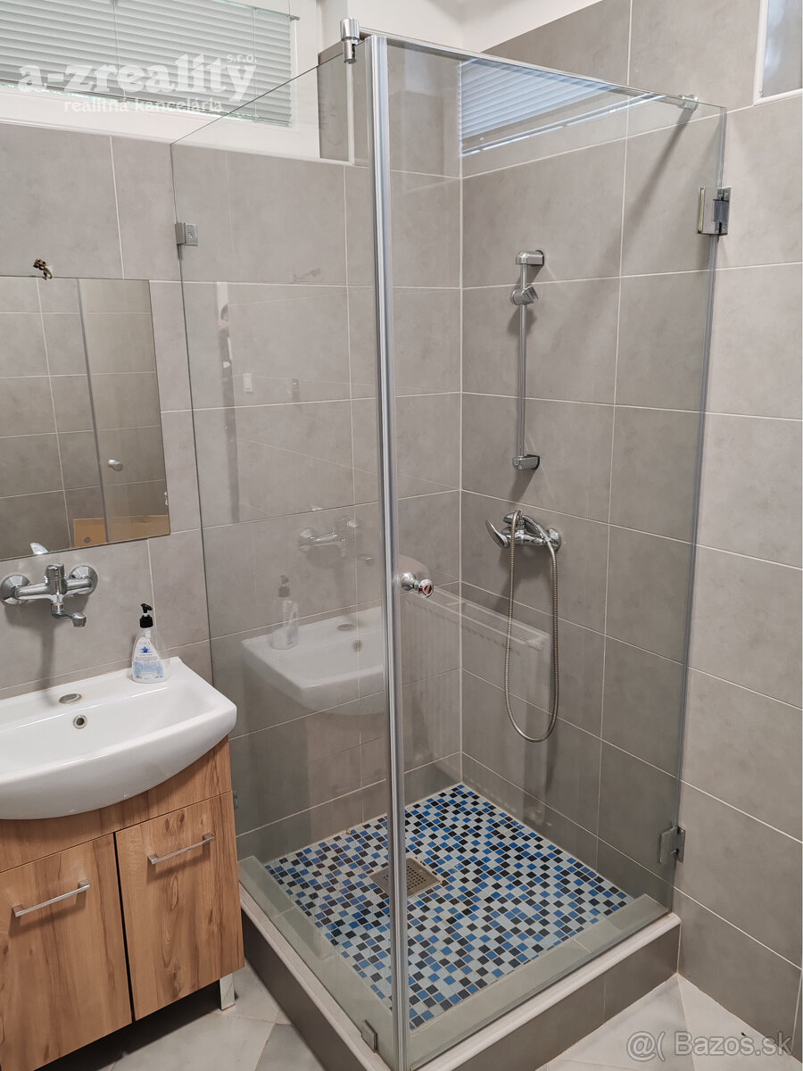 Kancelária na prenájom v Komárne - 9