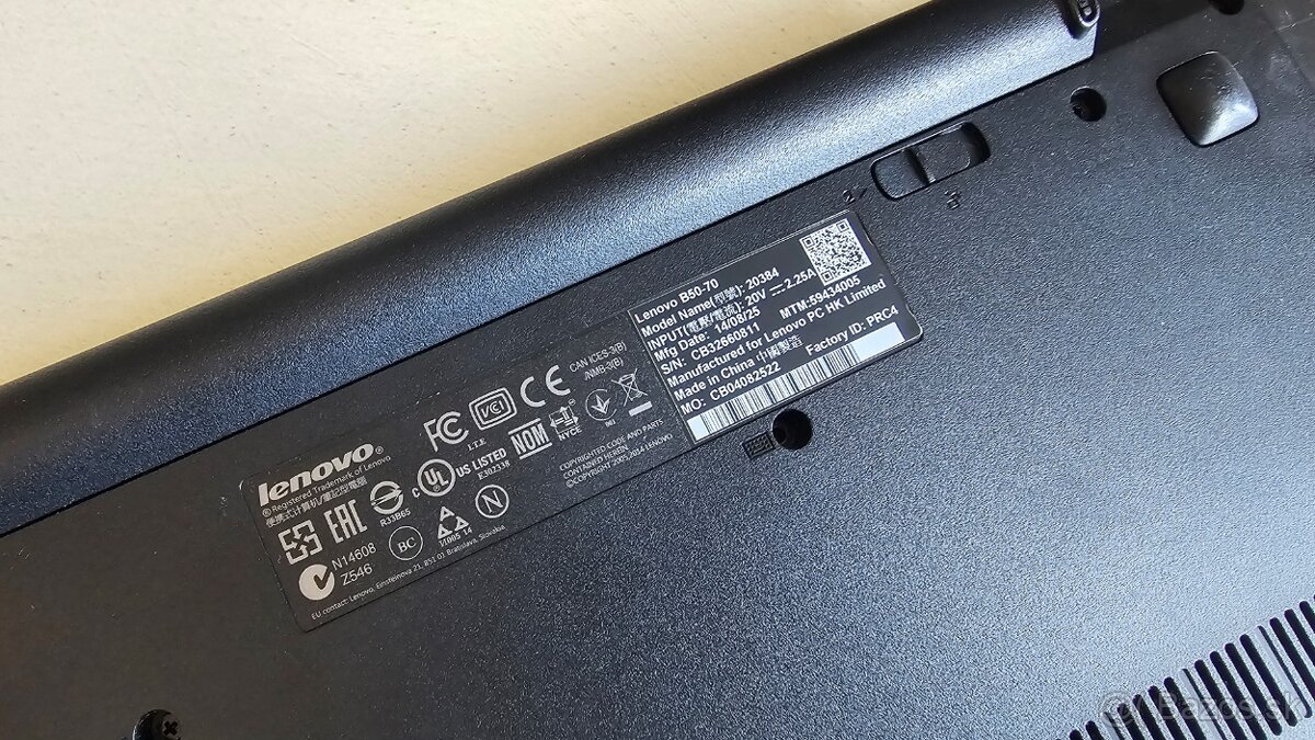 Lenovo B50 - 70 - vypína, nejde nainštalovať - 9