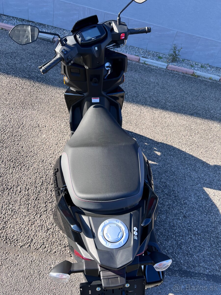 Suzuki Avenis 125 2026 - 9