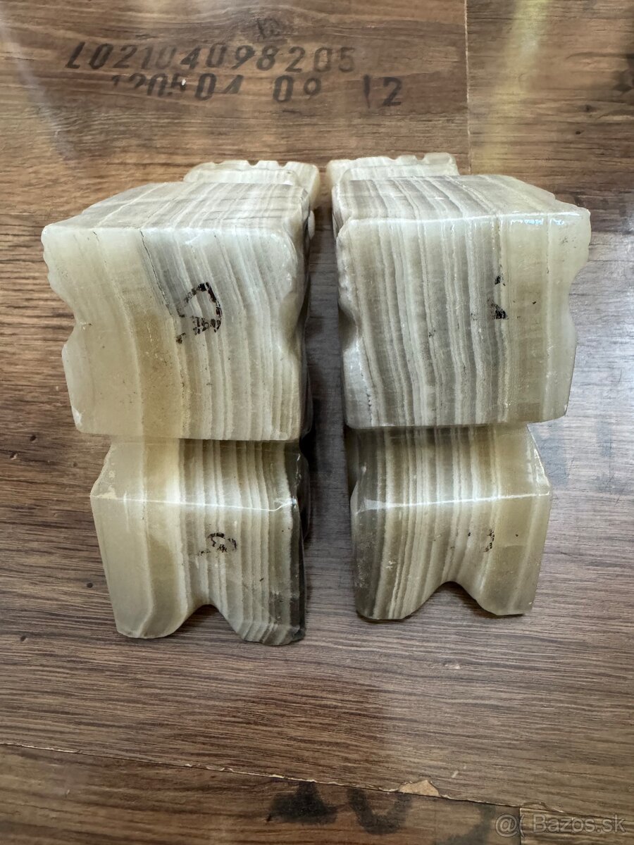 Vintage aztécke držiaky na knihy z Onyxu - 9