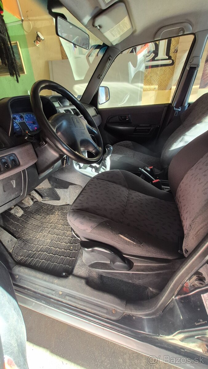 Mitsubishi Pajero Pinin - 9