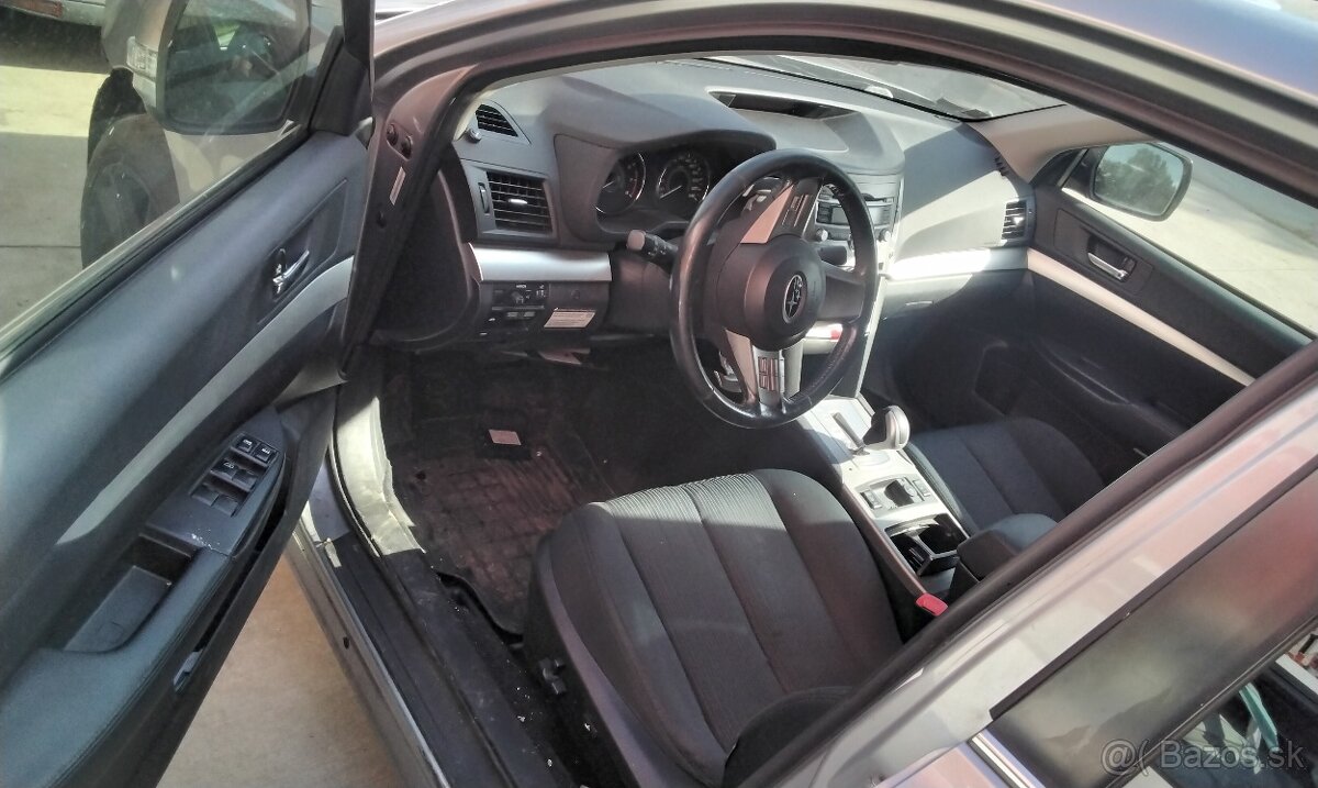 SUBARU LEGACY 2.5 AWD 2010 predám MOTOR EJ25, AUTOMATICKÁ PR - 9