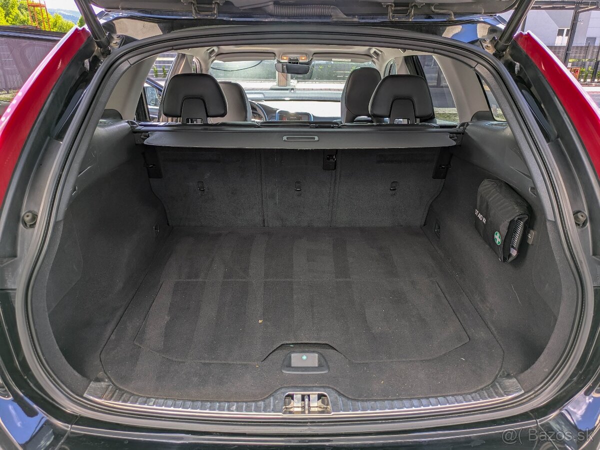 Volvo XC60 D4 2.4L Summum Geartronic AWD, 140kW, AT6 - 9