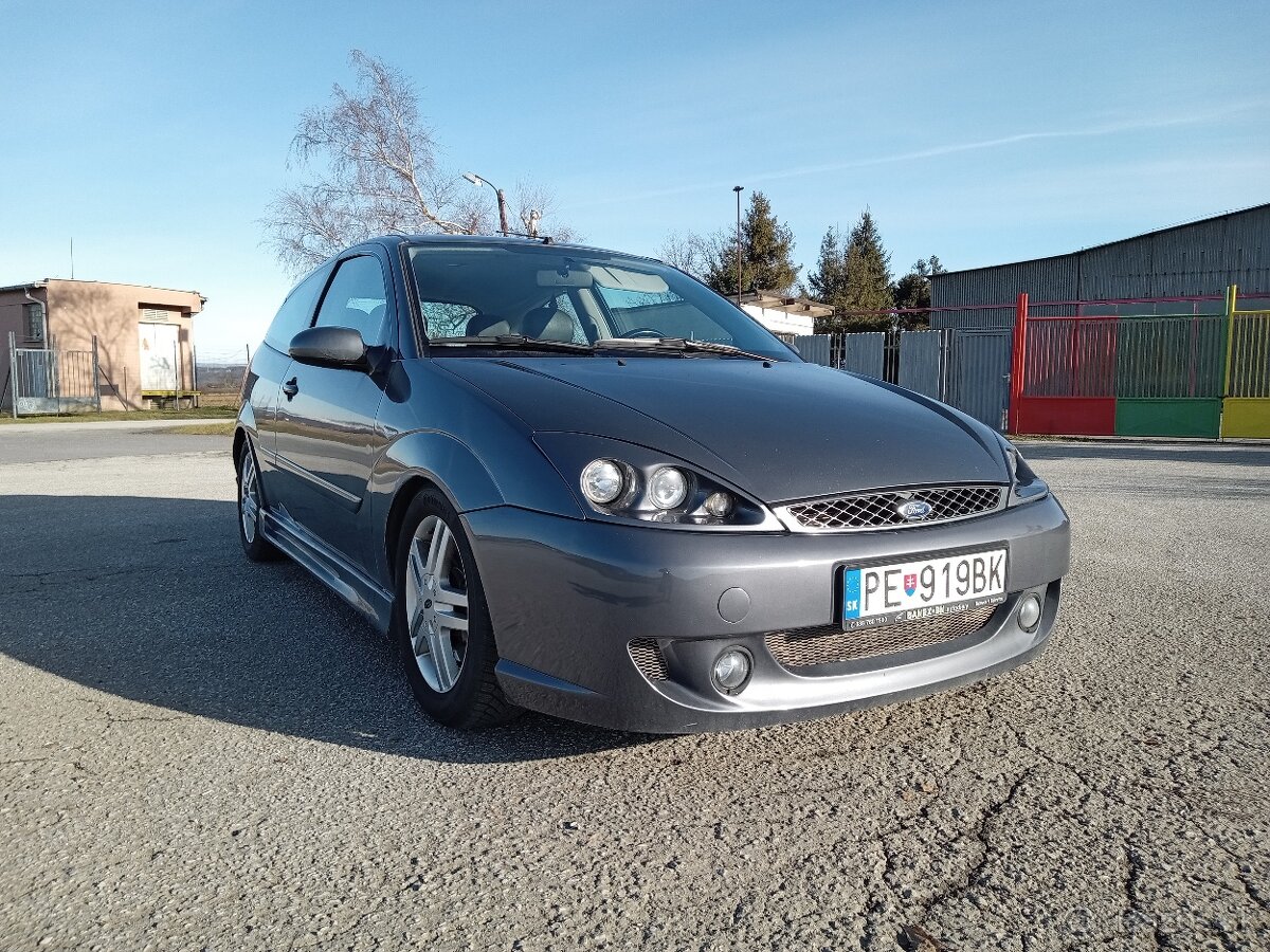 FORD FOCUS ST170 - 9