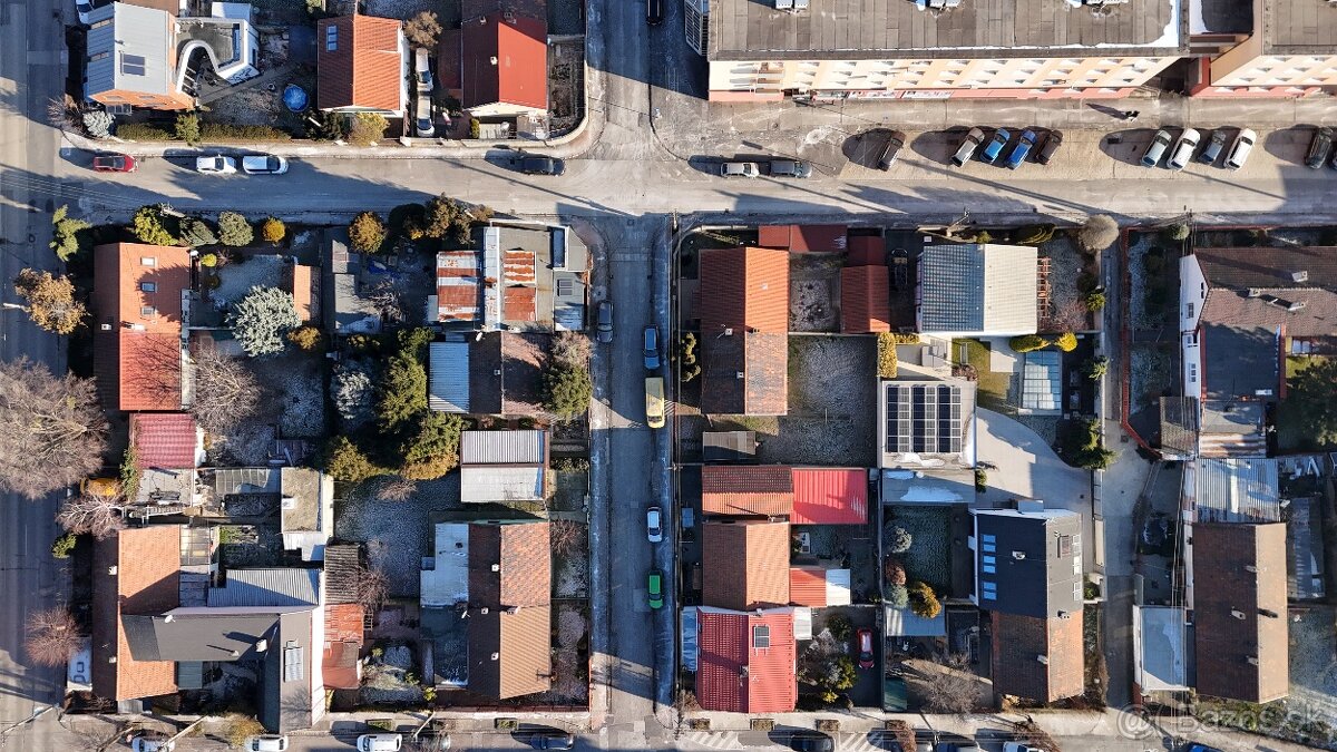 Pozemok 314 m2 v Trnávke s domom - 9