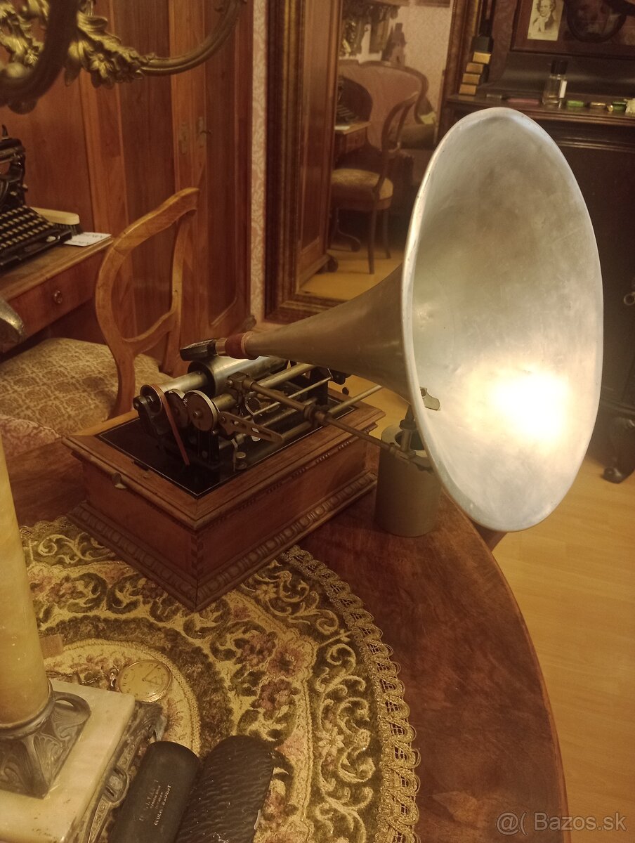 Phonograph Pathé - 9