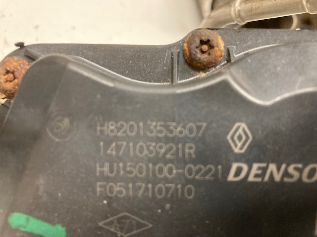 Repasované súčiastky na motor Renault Master M9T 726 - 9