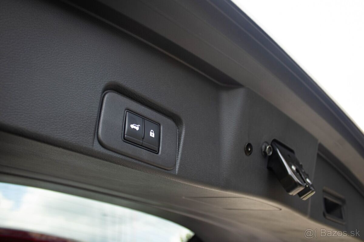 Nissan X-Trail e-4orce Tekna PLUS - odp. DPH - 9