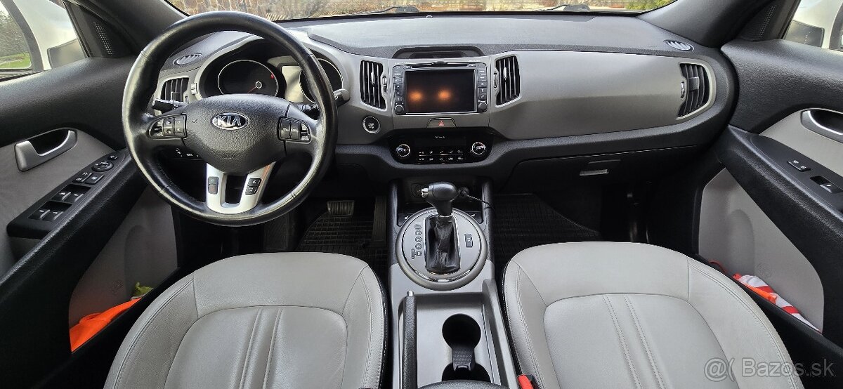 Kia Sportage 2.0 CRDi 135kW AWD - 9