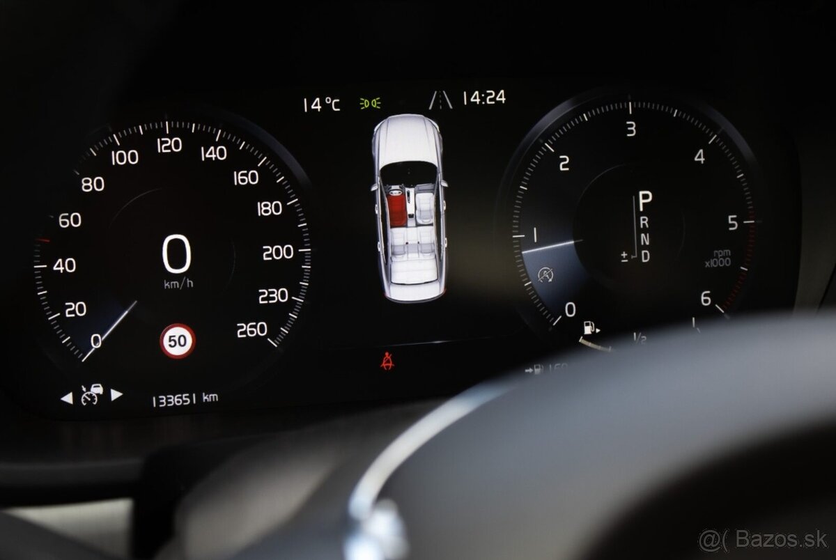 Volvo S90 D4 2.0L Drive-E Momentum A/T8 - 9