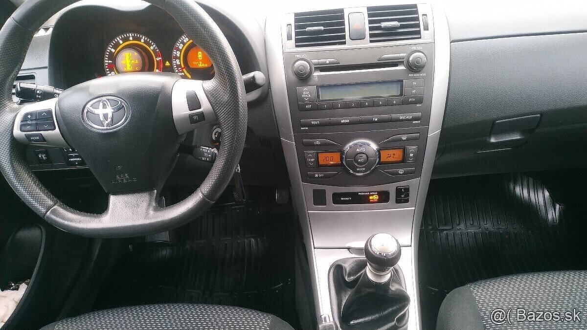Toyota COROLLA 1.6 VVTI,97kw 11/2010 - 9