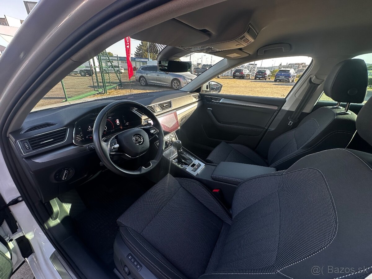 Škoda Superb Combi 2.0 TDI DSG Style - 9