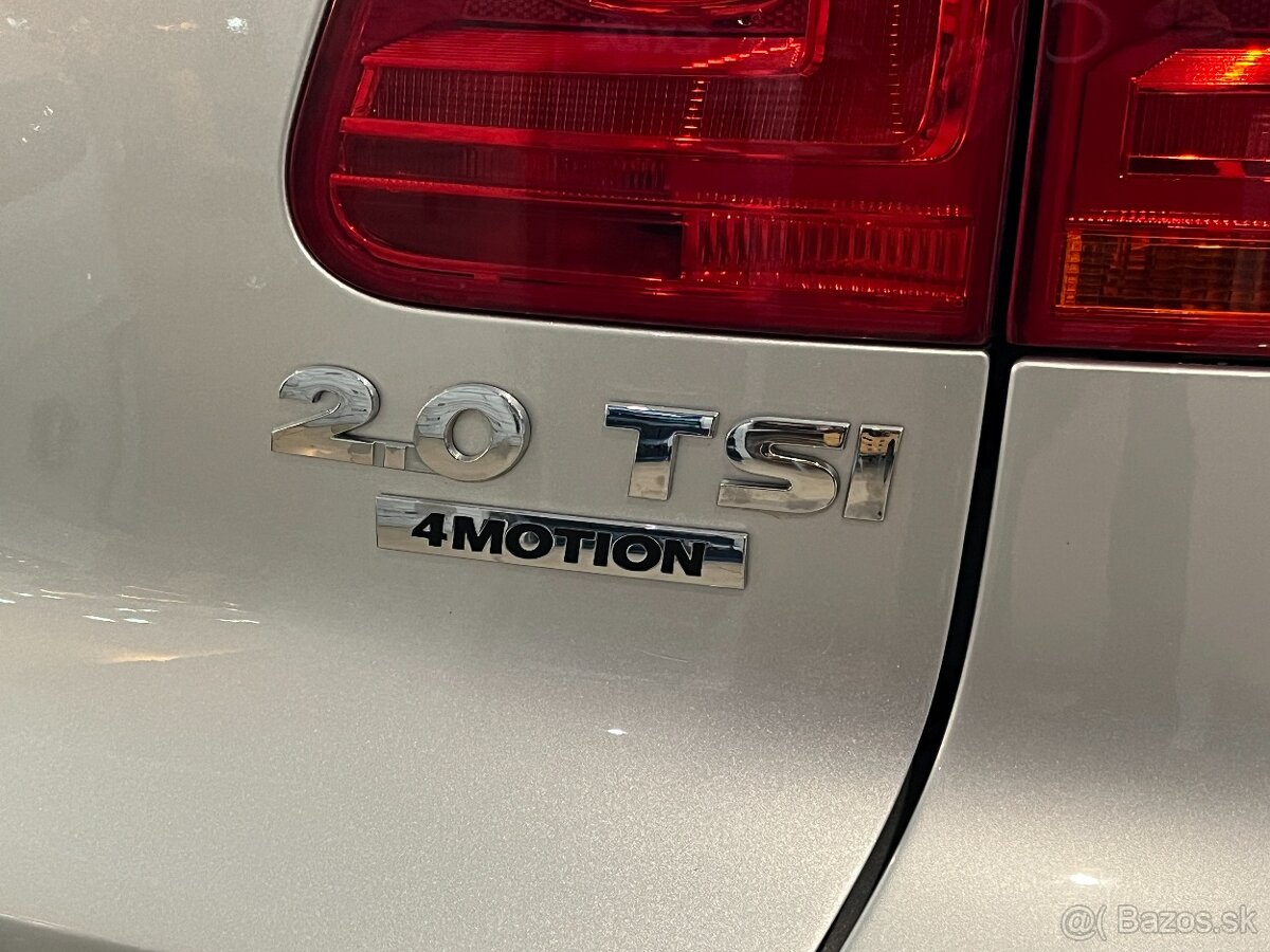 VW TIGUAN Benzín 4x4 2.0 TSI - 9