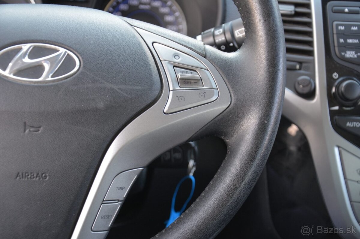 Hyundai ix20 1.60 benzín, automat, panoráma - 9