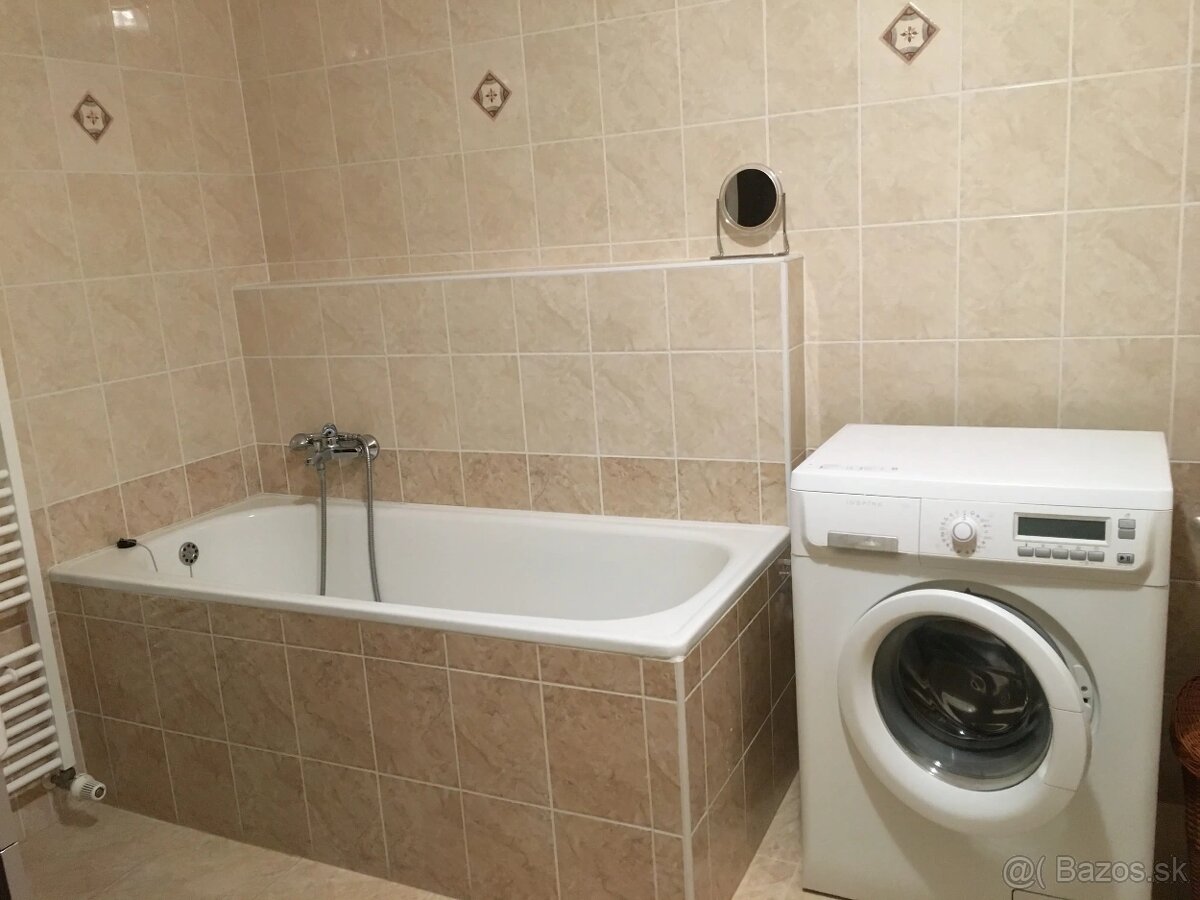 Priestranný 2 iz byt v novostavbe v Ružinove – čiastočne zar - 9