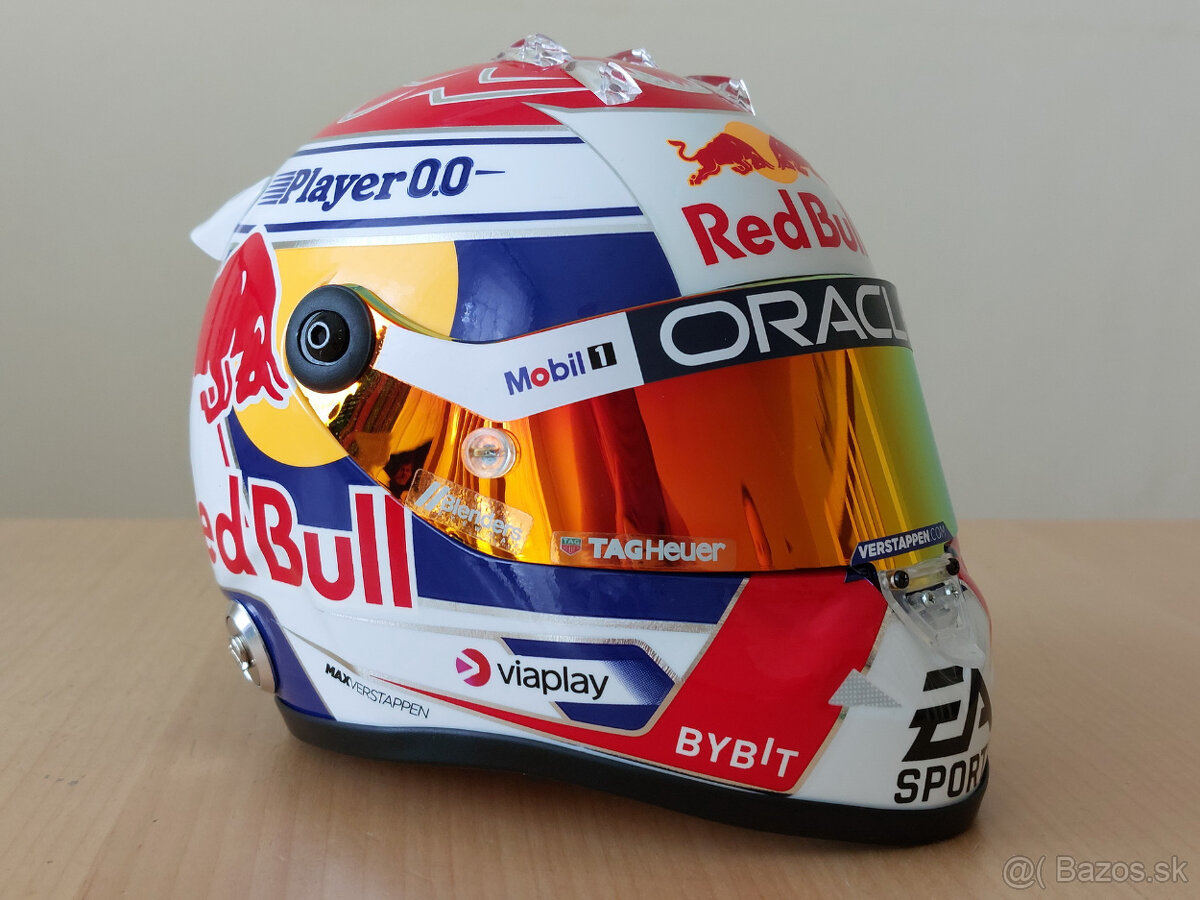Predám Max Verstappen 2024 Red Bull F1 mini prilba 1:2 - 9