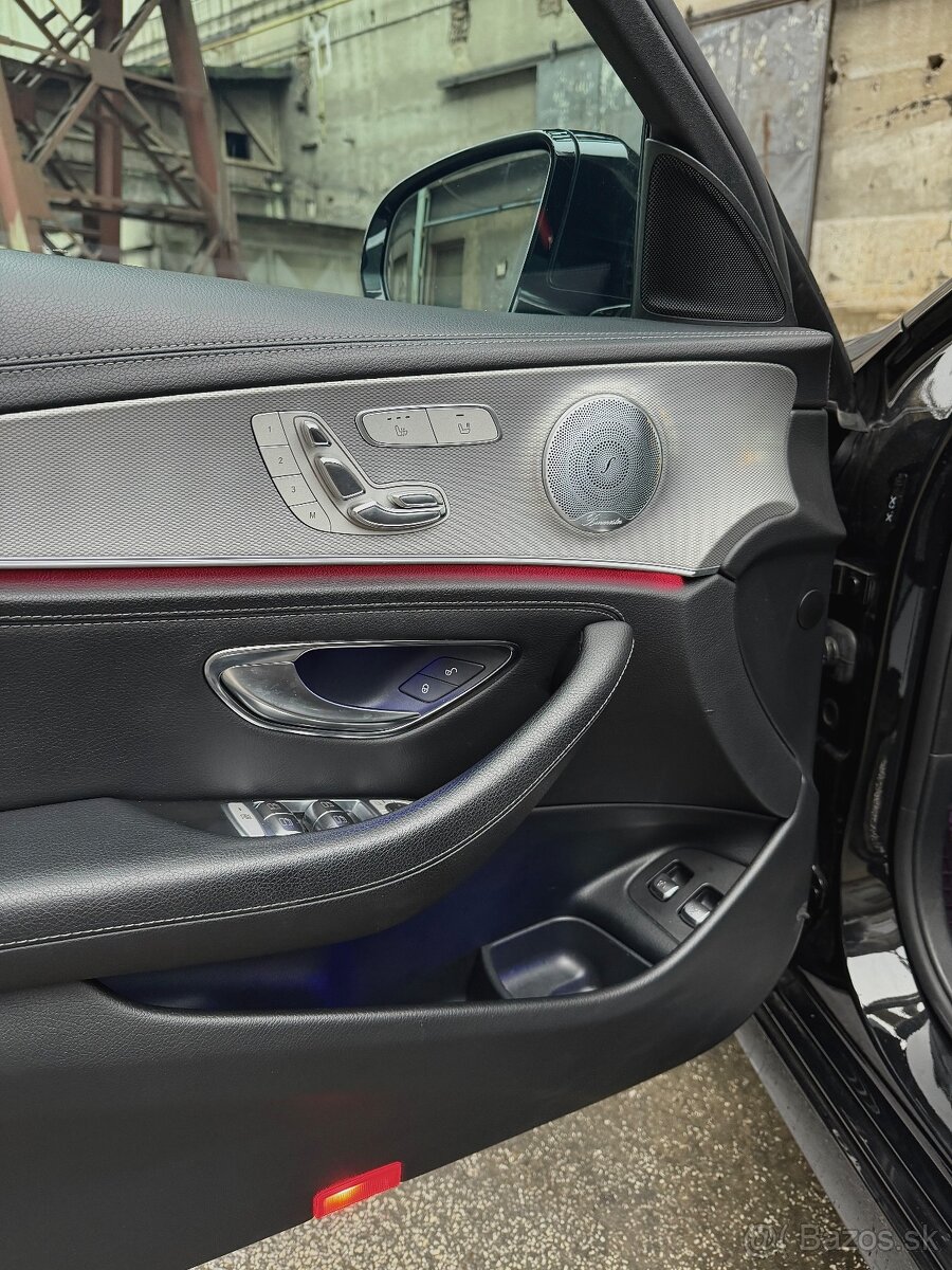 Mercedes-Benz E450 4matic 3.0 270Kw automat - 9