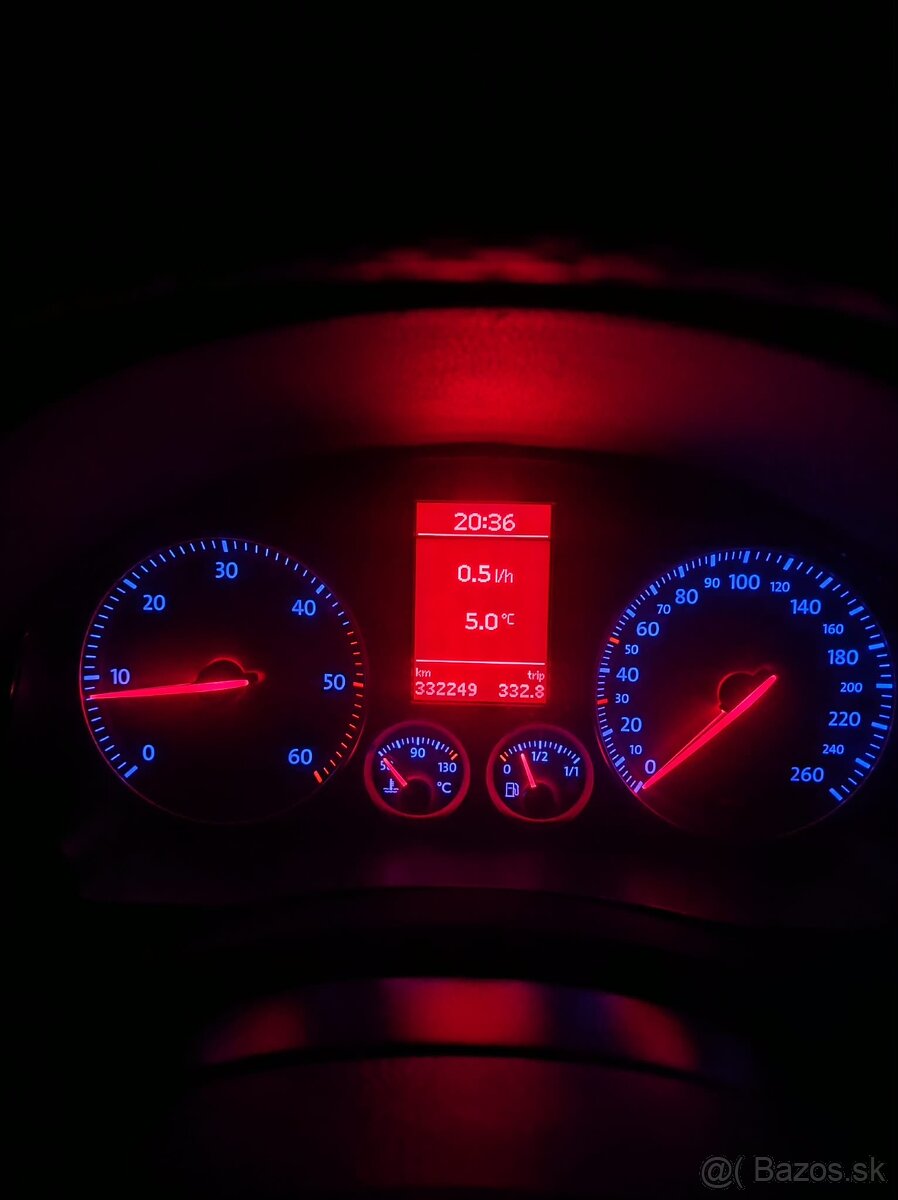 Ponúkam na predaj Golf V - 9