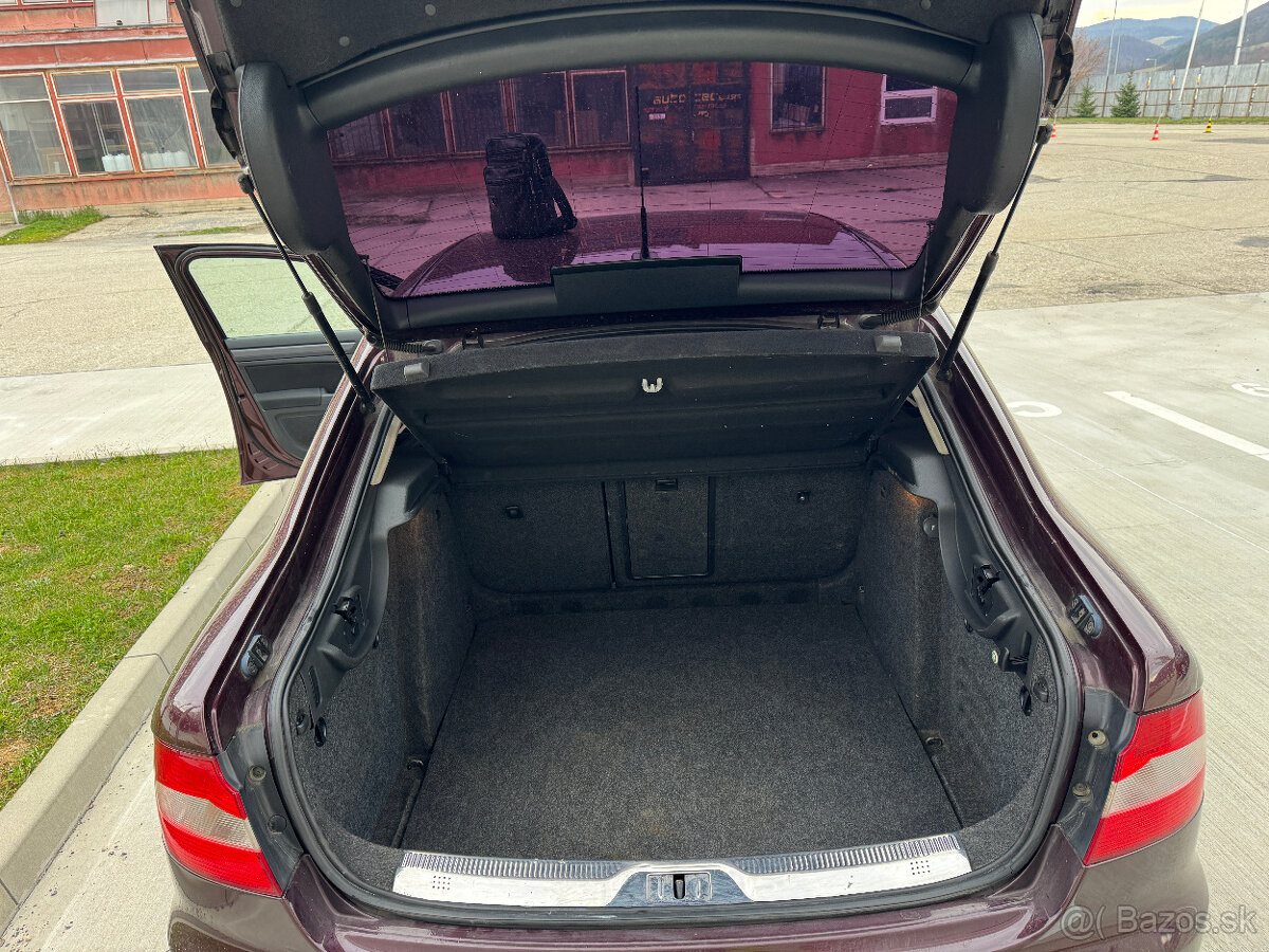 Škoda Superb 2.0TDi - 103kW - 9