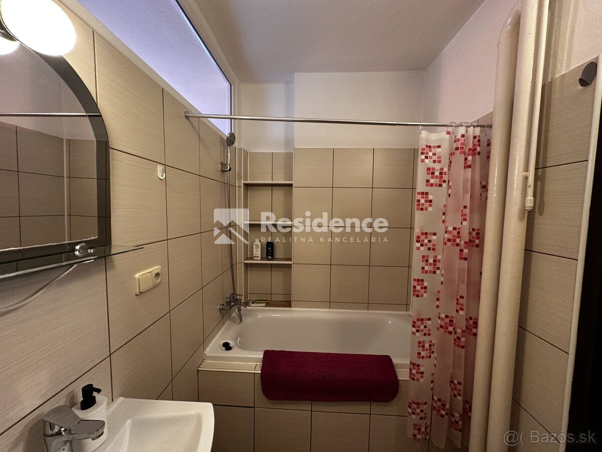 REZERVOVANE Priestranný 1-izbový byt na prenájom – Štefániko - 9