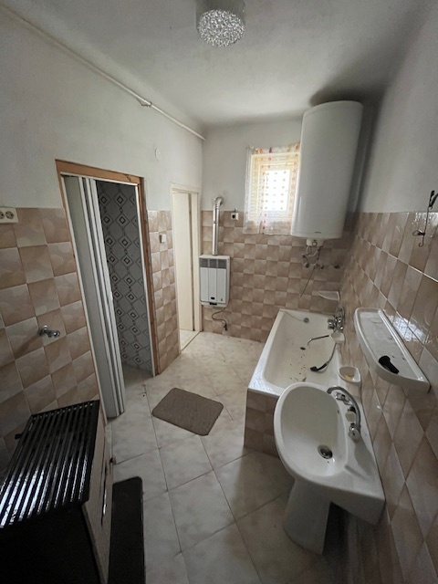 Ponúkam Vám na predaj rodinný dom v obci Galvács - 9