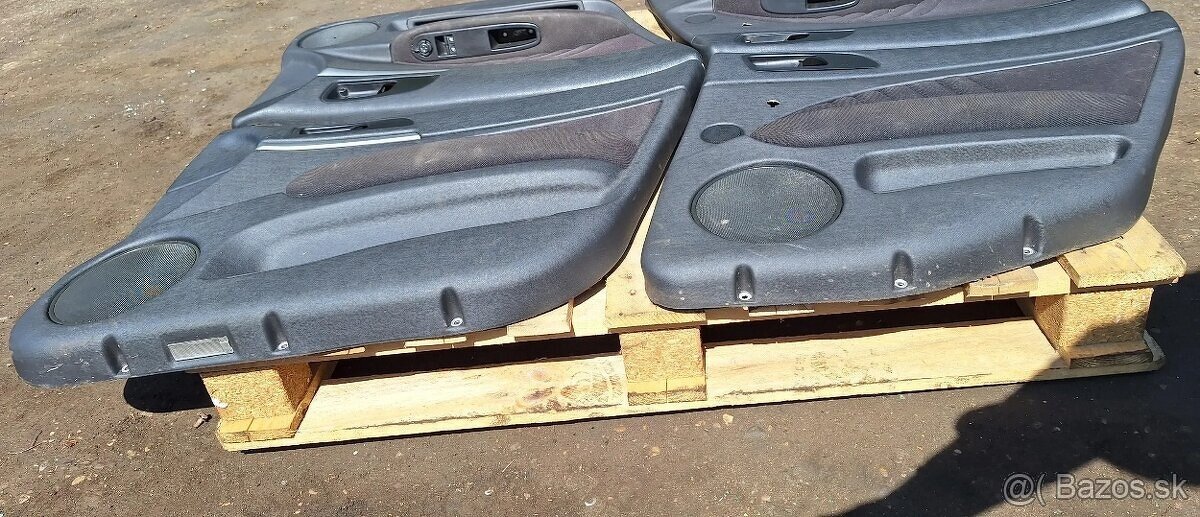 Predám sedadlá, tapacíry a interiér na ALFA ROMEO 159. - 9