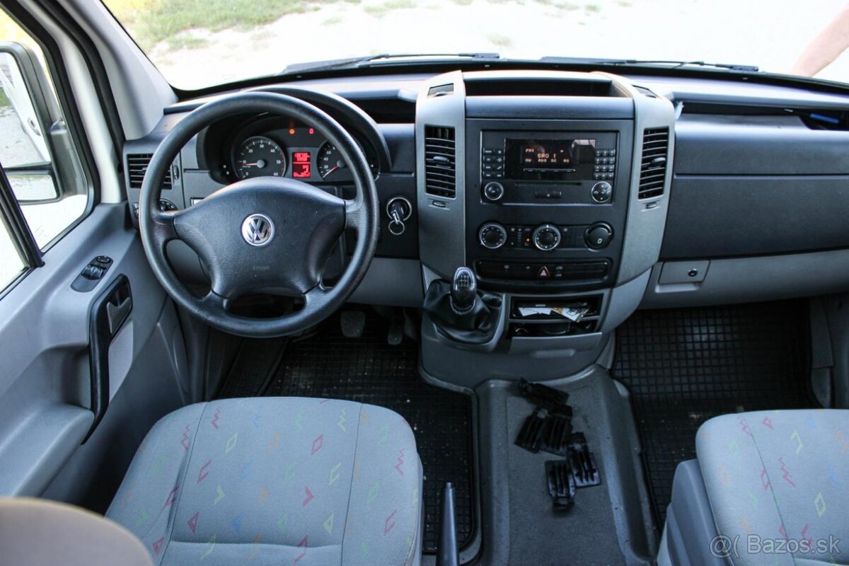 Volkswagen Crafter 2.5 TDI 9MIEST - 9