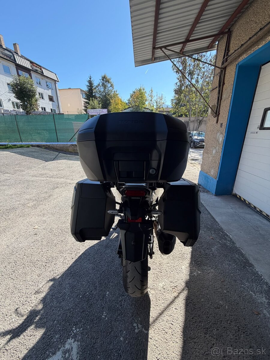 Honda NT 1100 Manual - 9