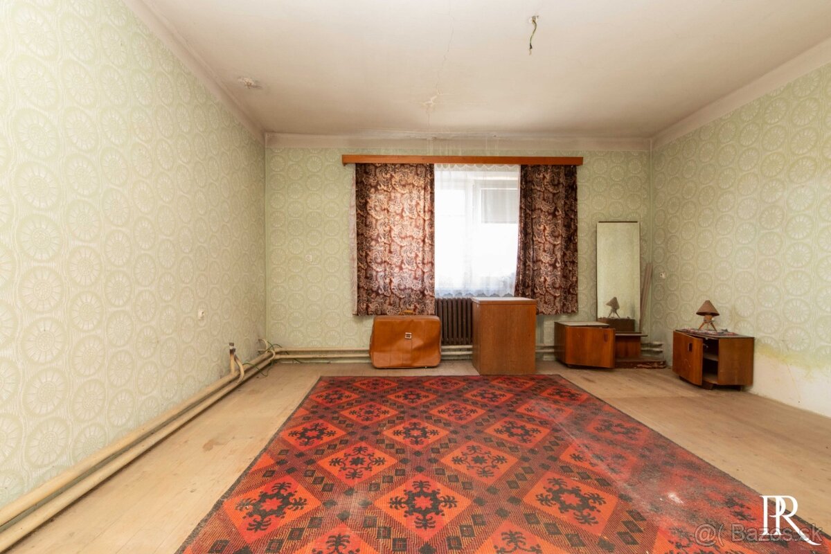 PREDAJ 5 IZBOVÝ RODINNÝ DOM S ROZSIAHLYM POZEMKOM - 9